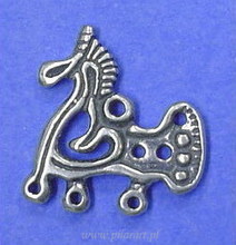 Balts pendant