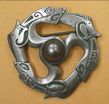 Zapinka - brosza celtycka