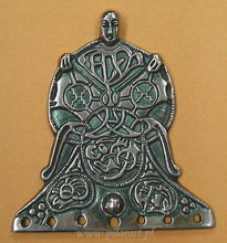 Zawieszka pod fibule